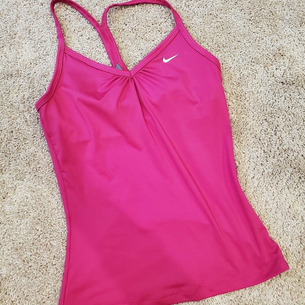Workout top with built in bra
